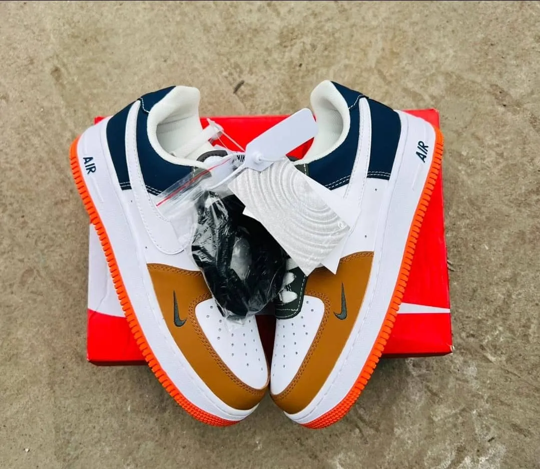Photo de Galerie 1 - Petites Annonces | Valentino Garavani Camo Sneakers – Now Available!🔥, Bonduma, Buea, Cameroun | Vêtements, chaussures et autres  > Chaussures pour hommes