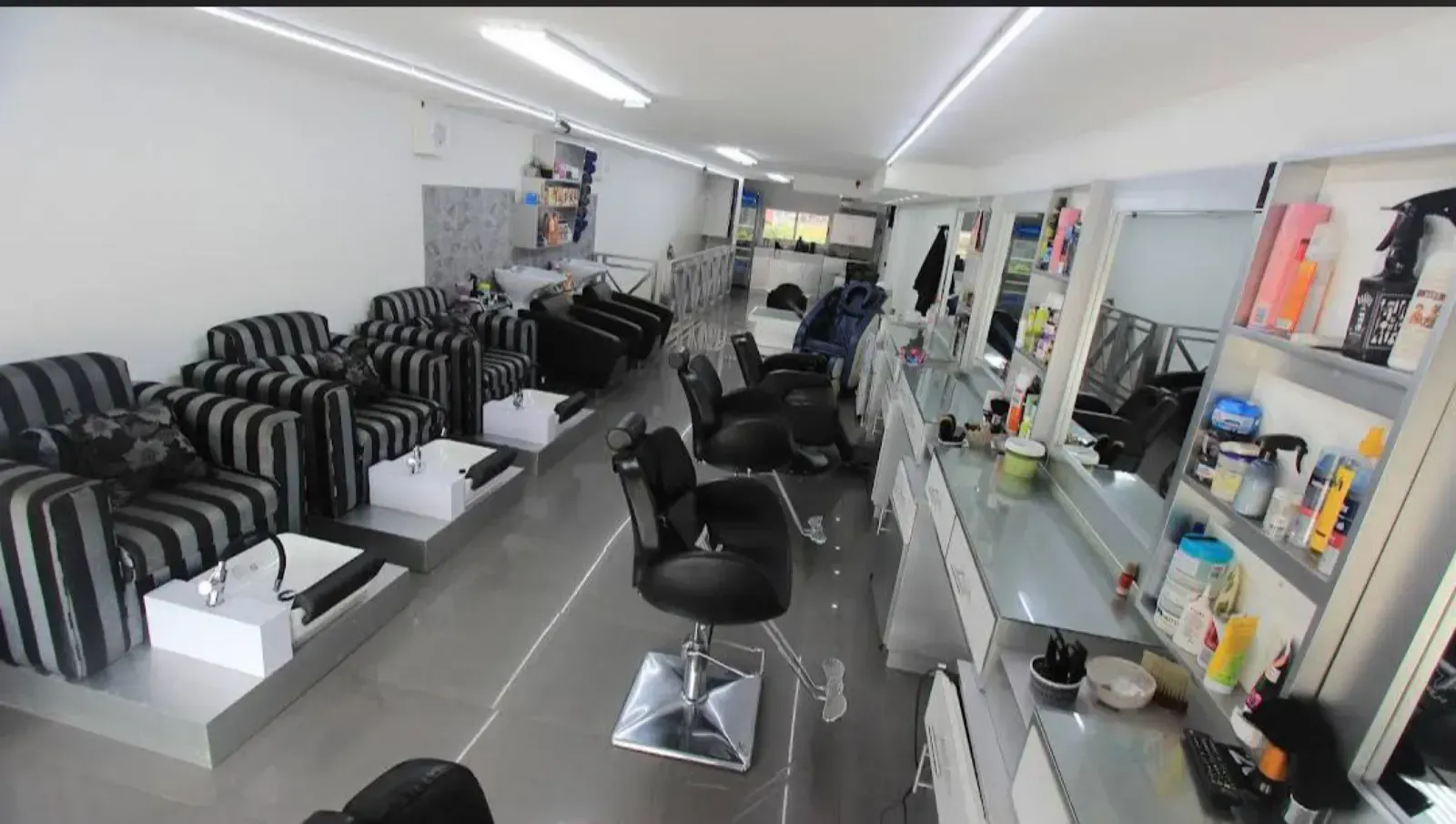 Gallery Photo 2 - Marketplace | Beauty Fashion Libreville Gabon, —, Libreville, Gabon | Health & Beauty 