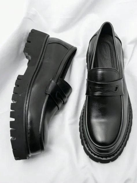 Gallery Photo 4 - Marketplace | Gentle Man, Mokolo, Yaoundé, Cameroon | Clothing, Shoes, & Others  > Men's shoes