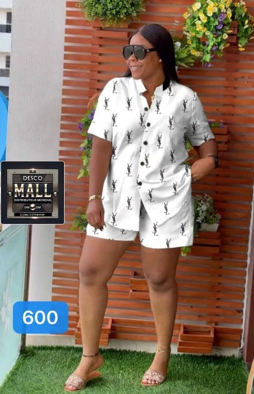 Photo de Galerie 8 - Petites Annonces | Stylish Two-Piece Set For Ladies 🔥, Bonduma, Buea, Cameroun | Vêtements, chaussures et autres  > Vêtements pour femmes