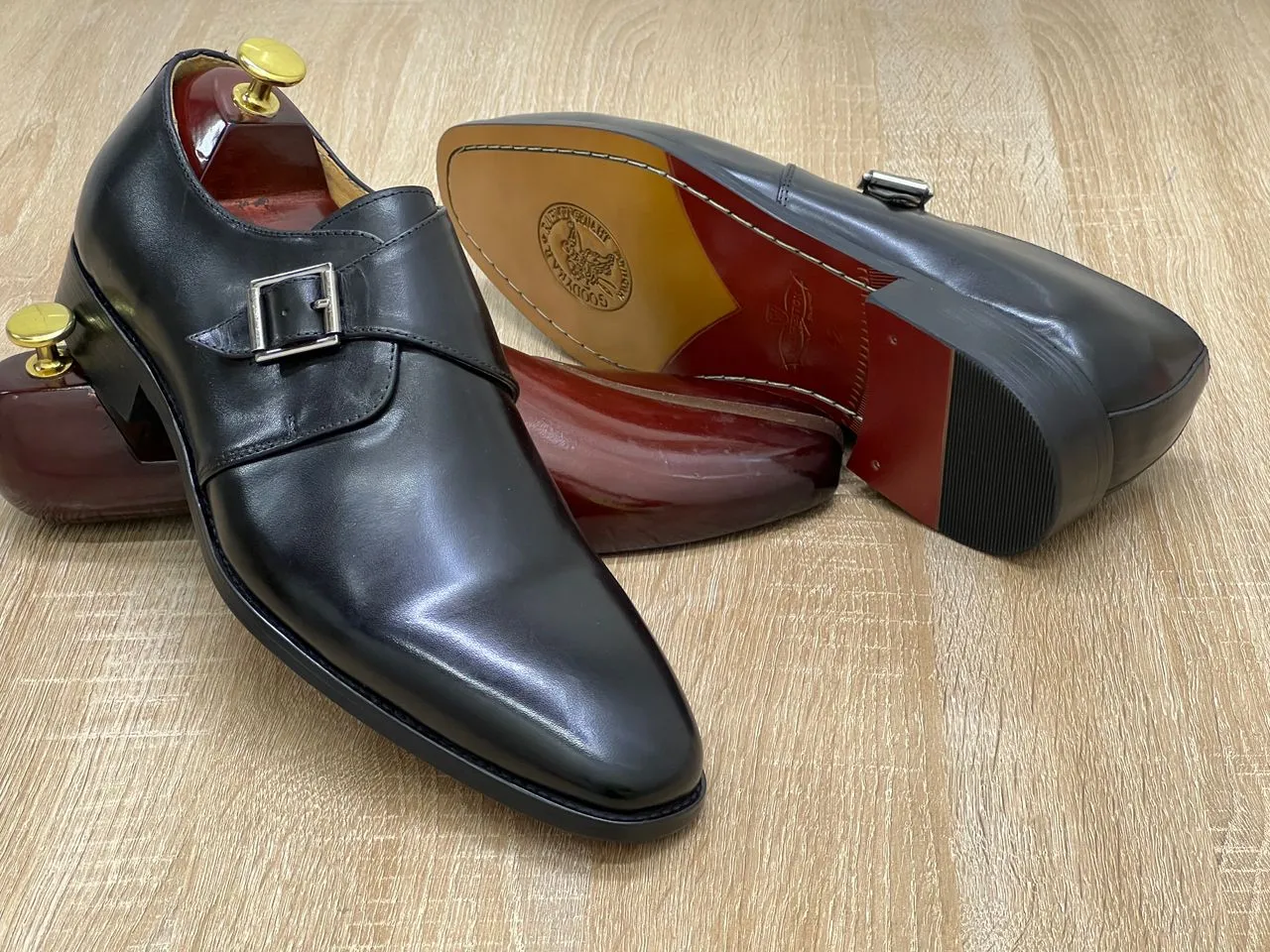 Gallery Photo 6 - Marketplace | Chaussure Homme, Akwa-douche, Douala, Cameroon | Clothing, Shoes, & Others  > Men's shoes