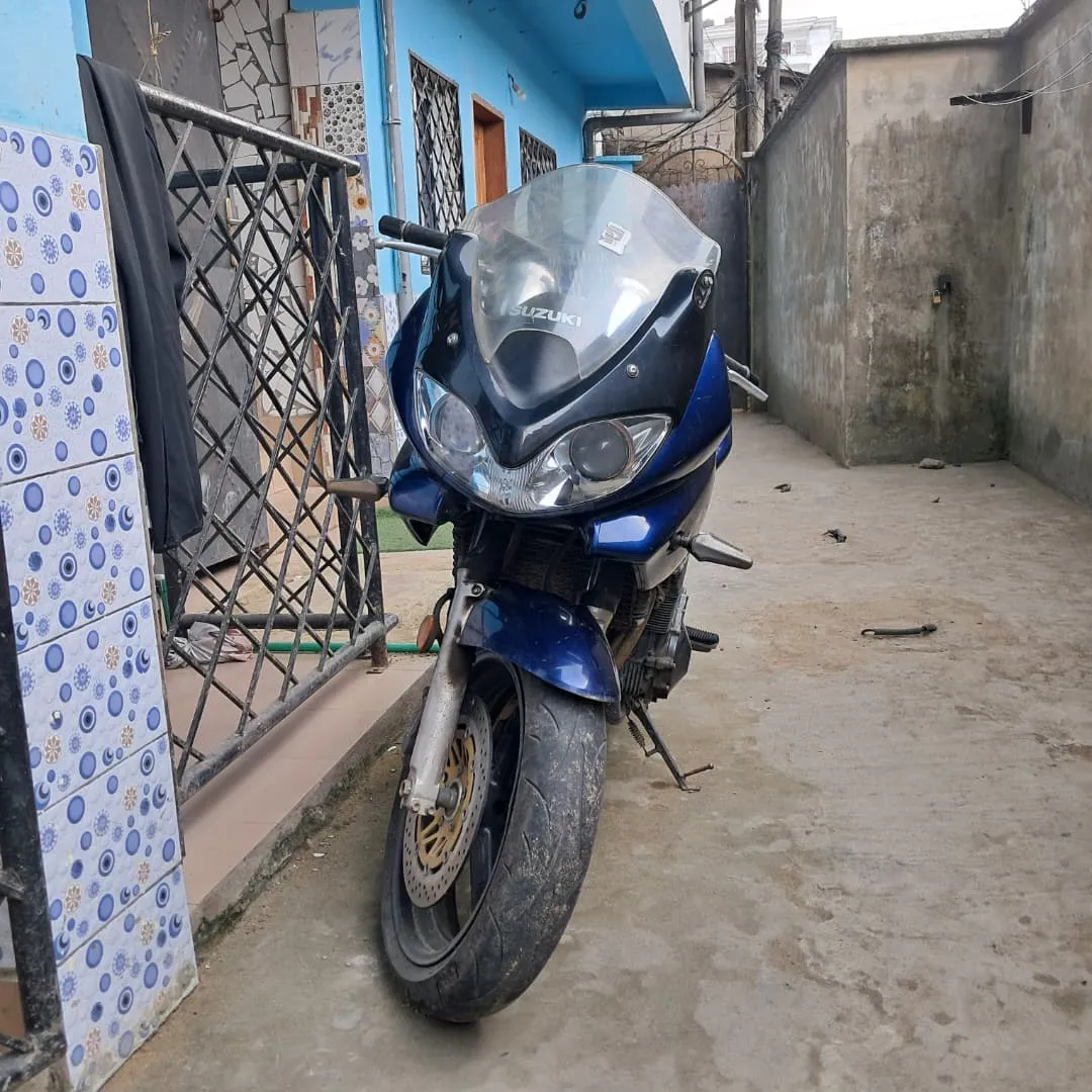 Main Photo - Marketplace | Moto Sport Motard Suzuki 1100 A Vendre, Koumassi, Douala, Cameroon | Vehicles & motors 