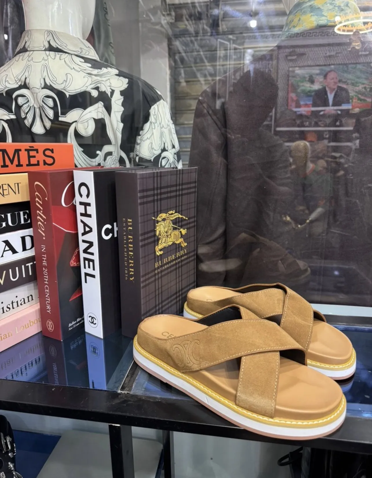 Main Photo - Marketplace | Men’s Slippers, Simbock, Yaoundé, Cameroon | Clothing, Shoes, & Others  > Boys' Shoes