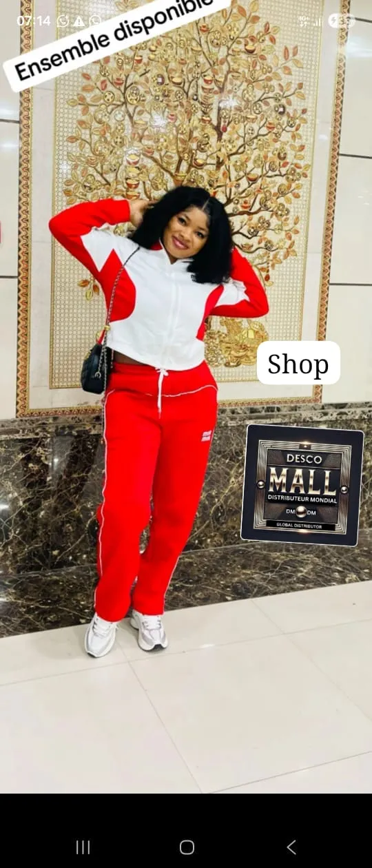 Photo de Galerie 2 - Petites Annonces | Trendy Two-Piece Tracksuit Set – Now Available! 🔥, Bonduma, Buea, Cameroun | Vêtements, chaussures et autres  > Vêtements pour femmes