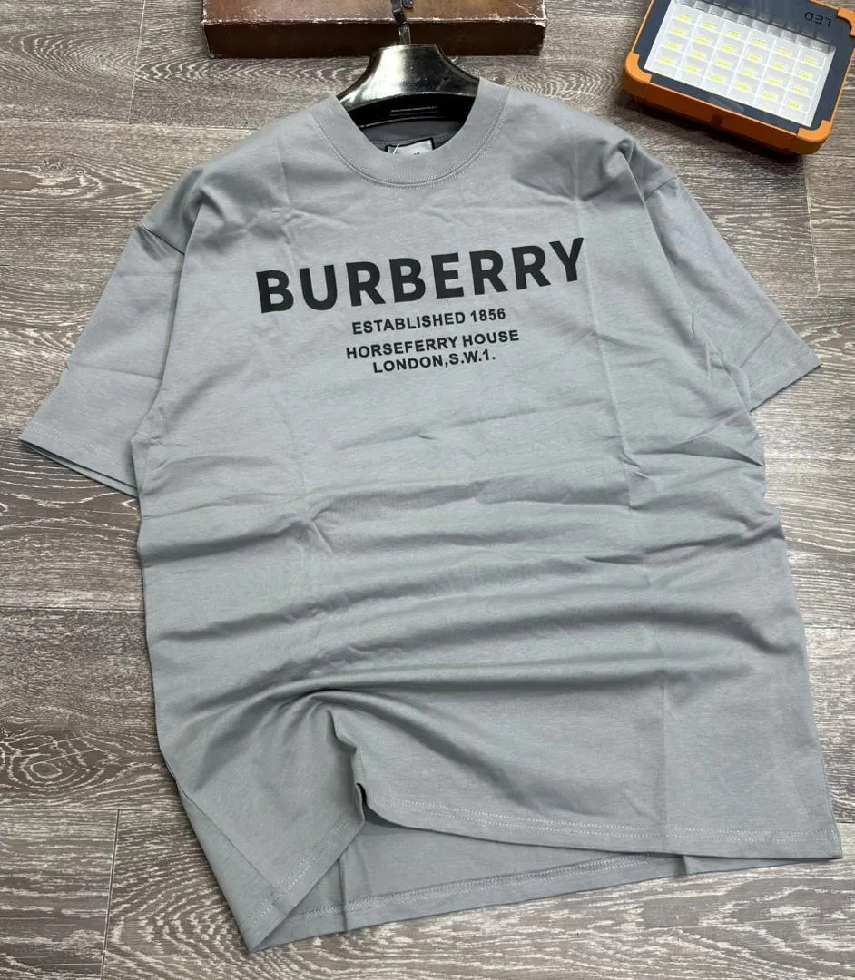 Photo de Galerie 1 - Petites Annonces | “Blessed” Fashion T-Shirt – Now Available ✨, Bonduma, Buea, Cameroun | Vêtements, chaussures et autres  > Chaussures pour femmes