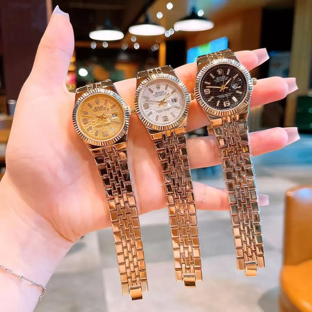 Photo de Galerie 2 - Petites Annonces | Elegant Rolex Oyster Perpetual Collection – Luxury On Your Wrist ⌚, Bonduma, Buea, Cameroun | Général et autres  > Tous les autres articles