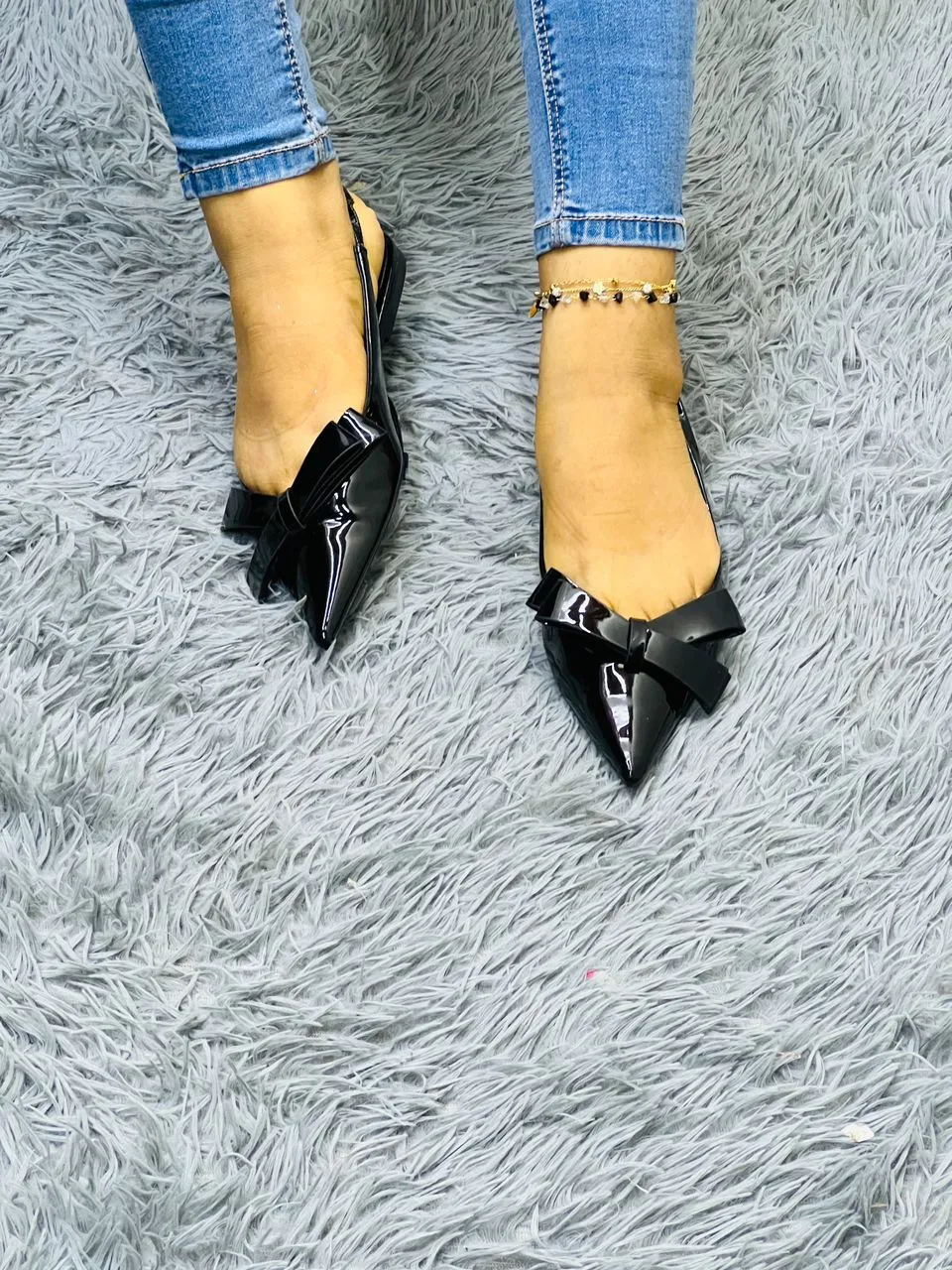 Gallery Photo 4 - Marketplace | Talon Basse, Akwa-Douche, Douala, Cameroon | Clothing, Shoes, & Others  > Women's shoes
