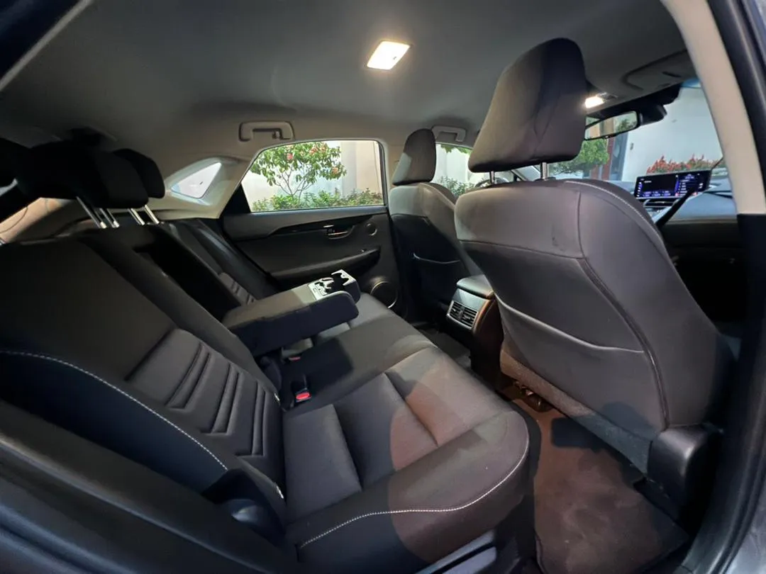 Gallery Photo 2 - Marketplace | Lexus Nx300H For Sale, Deido, Douala, Cameroon | Vehicles & motors  > Cars & Trucks