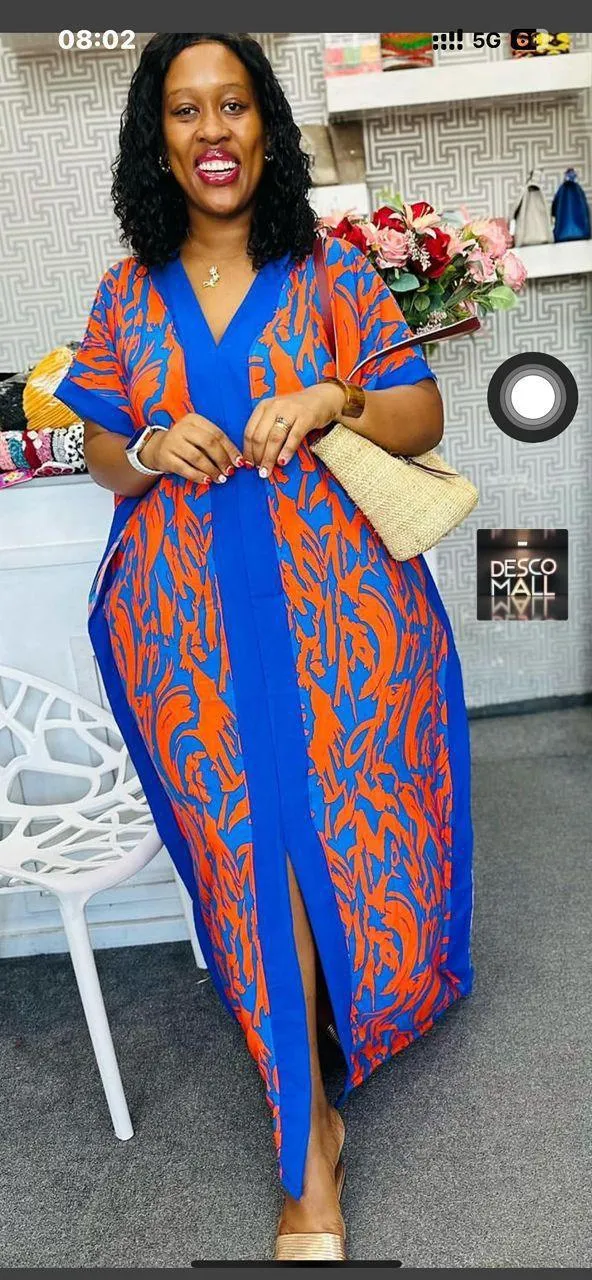 Photo de Galerie 2 - Petites Annonces | Stunning Traditional Elegance Gown – Radiate Beauty ✨, Bonduma, Buea, Cameroun | Vêtements, chaussures et autres  > Chaussures pour femmes