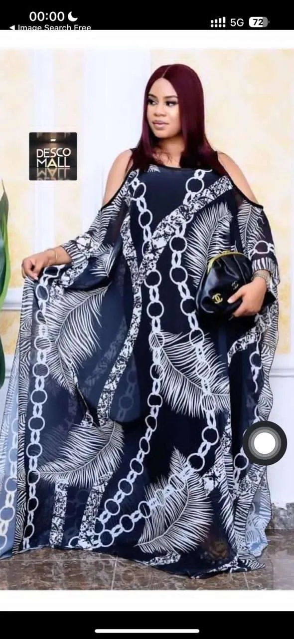 Photo de Galerie 7 - Petites Annonces | Stunning Traditional Elegance Gown – Radiate Beauty ✨, Bonduma, Buea, Cameroun | Vêtements, chaussures et autres  > Chaussures pour femmes