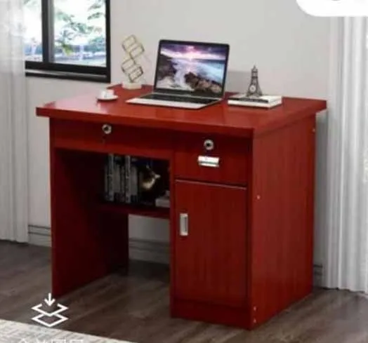 Photo Principale - Petites Annonces | Premium Office & Study Desk – Elegant Mahogany Finish, Sandpit, Buea, Cameroun | Maison, aliments et jardin  > Meubles