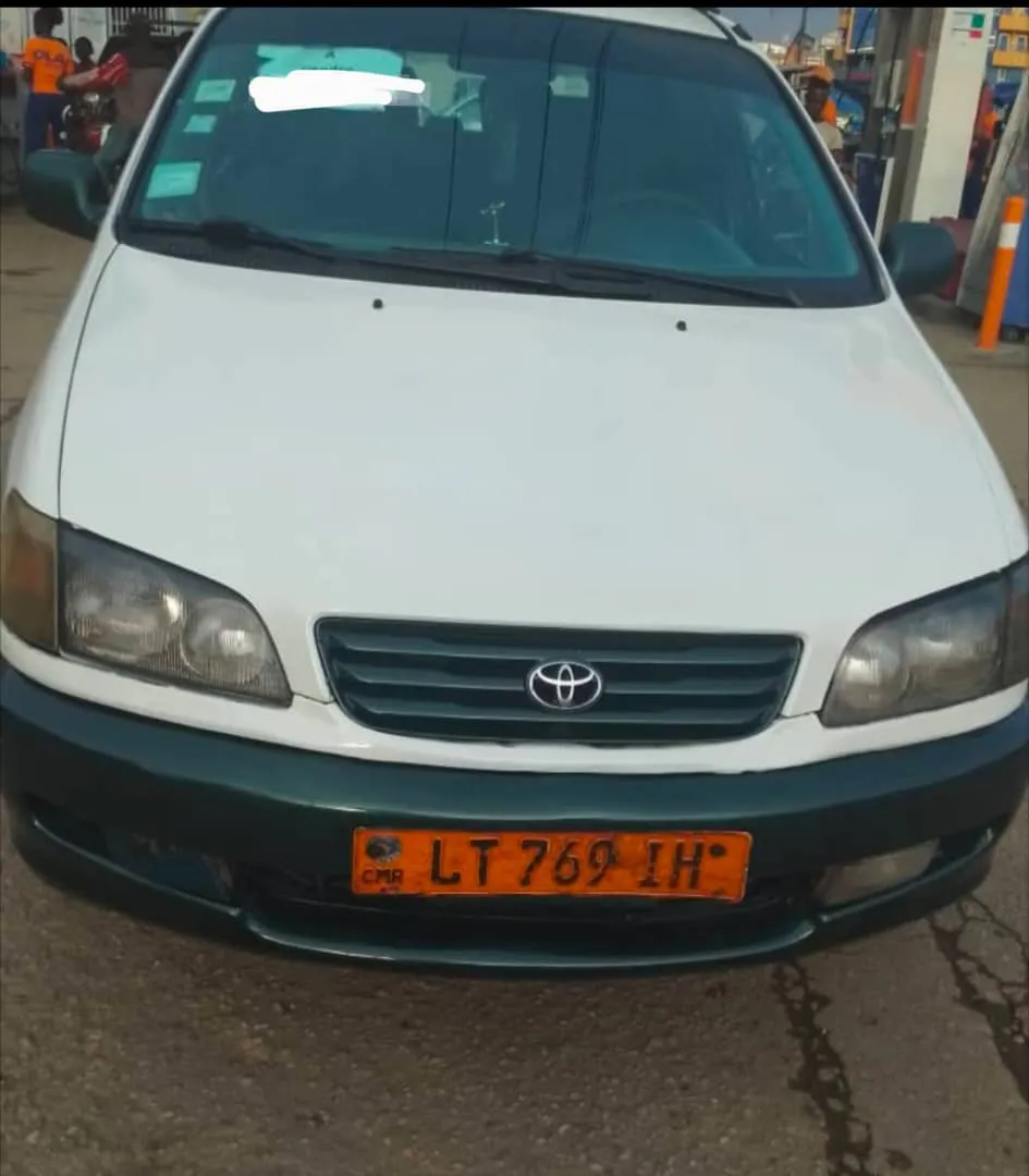 Gallery Photo 4 - Marketplace | Toyota Rav4 Année 2004 A Vendre, Ndokoti, Douala, Cameroon | Vehicles & motors  > Cars & Trucks