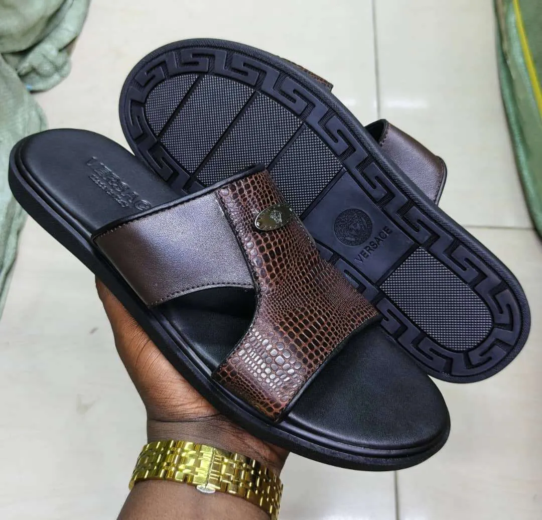 Gallery Photo 1 - Marketplace | Sandales Pour Hommes, Akwa, Douala, Cameroon | Clothing, Shoes, & Others  > Men's shoes