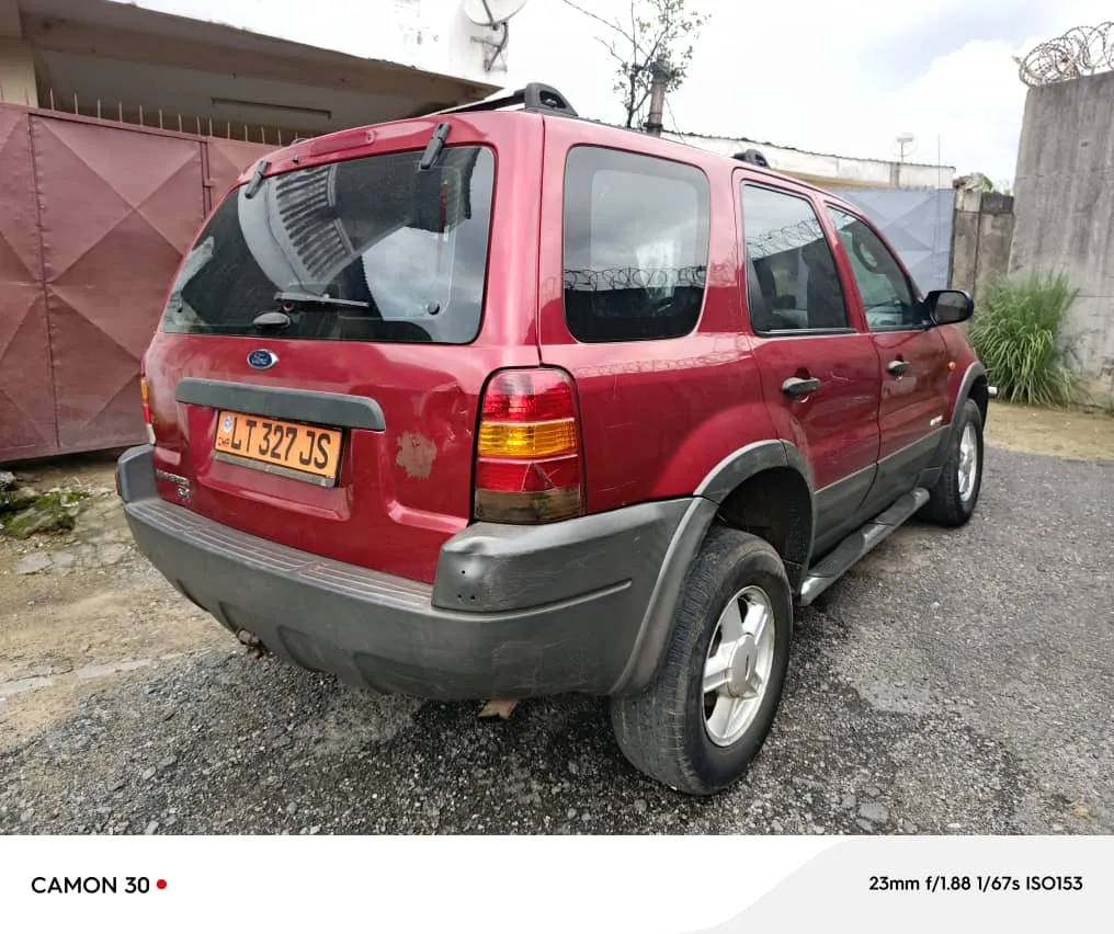 Gallery Photo 2 - Marketplace | Ford Suv 4X4 For Sale, ANGE RAPHAEL, Douala, Cameroon | Vehicles & motors  > Cars & Trucks