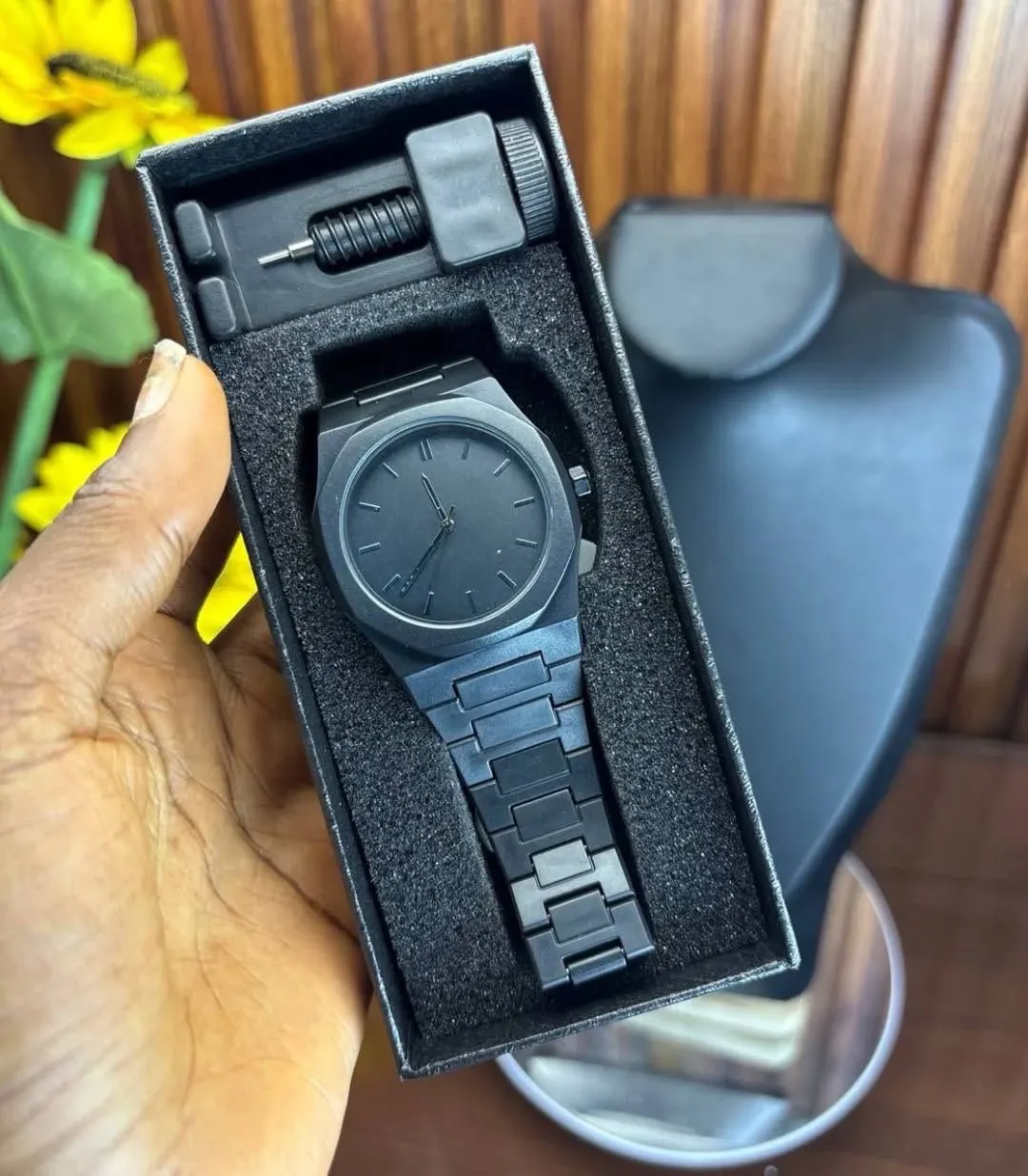 Gallery Photo 5 - Marketplace | Fancy Watches, Simbock, Yaoundé, Cameroon | Clothing, Shoes, & Others  > Jewelry & Accessories