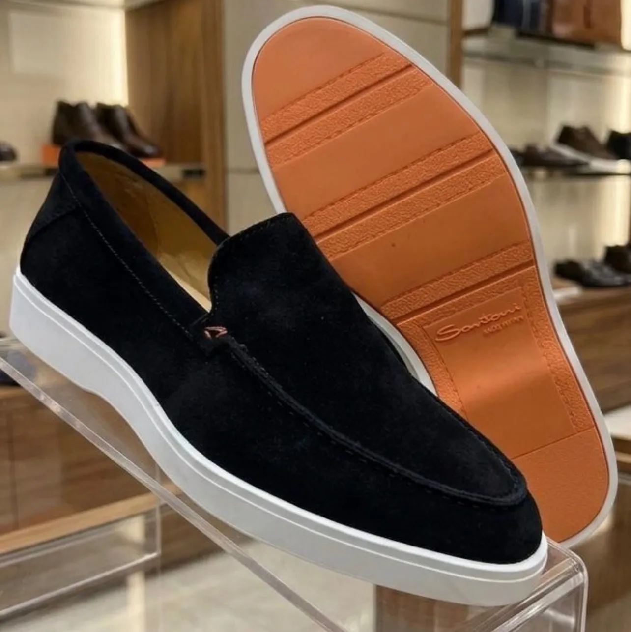 Gallery Photo 2 - Marketplace | Men’s Shoes, Biyemassi, Yaoundé, Cameroon | Clothing, Shoes, & Others  > Men's shoes