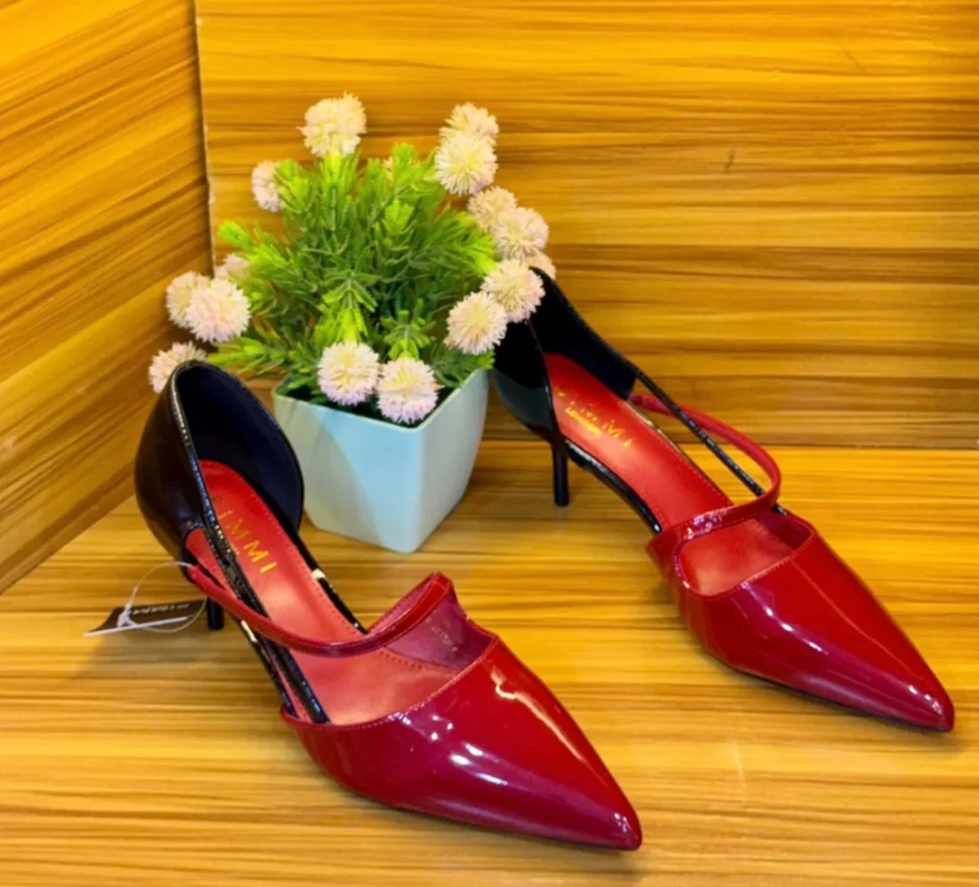 Gallery Photo 2 - Marketplace | Female Luxury, Damas, Yaoundé, Cameroon | Clothing, Shoes, & Others  > Women's shoes