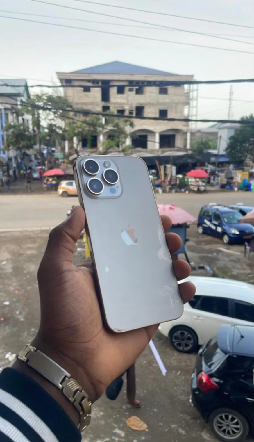 Gallery Photo 2 - Marketplace | 14Pro Max., Biyemassi, Yaoundé, Cameroon | Electronics & Media  > Cell phones & Accessories