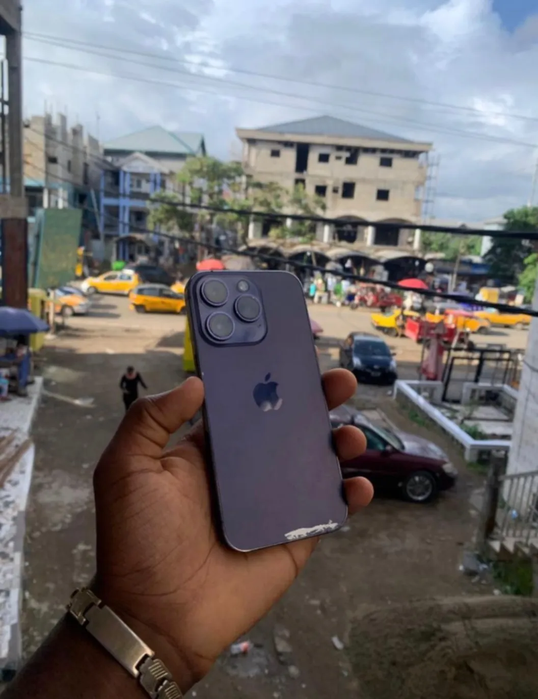 Gallery Photo 3 - Marketplace | 14Pro Max., Biyemassi, Yaoundé, Cameroon | Electronics & Media  > Cell phones & Accessories