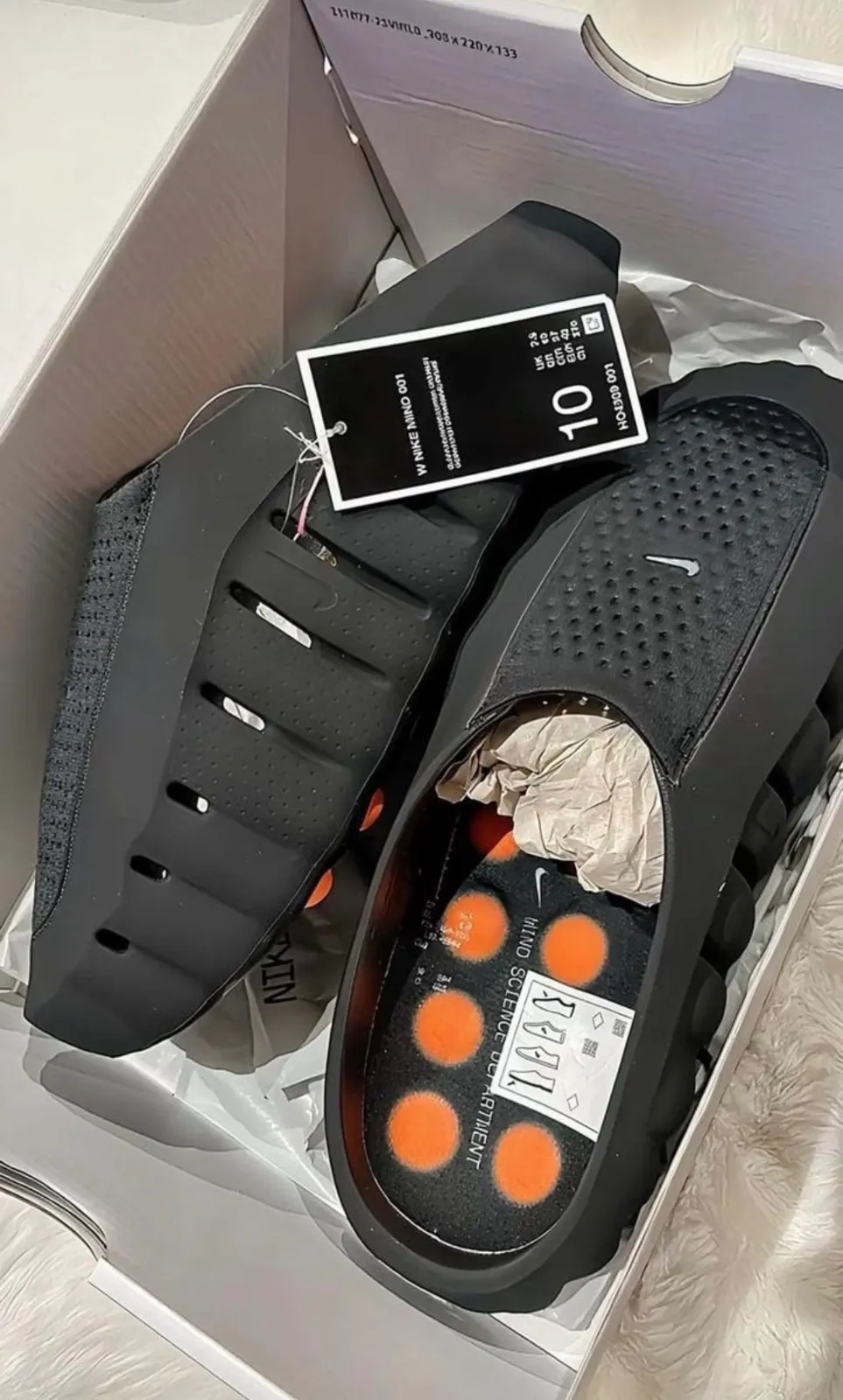 Gallery Photo 1 - Marketplace | Fancy Rubber Slippers, Damas, Yaoundé, Cameroon | Clothing, Shoes, & Others  > Men's shoes