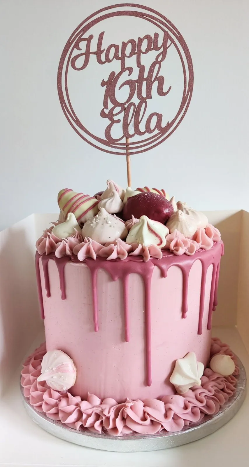 Photo de Galerie 4 - Petites Annonces | Cake, Molyko, Buea, Cameroun | Mariage et cérémonies  > Autres