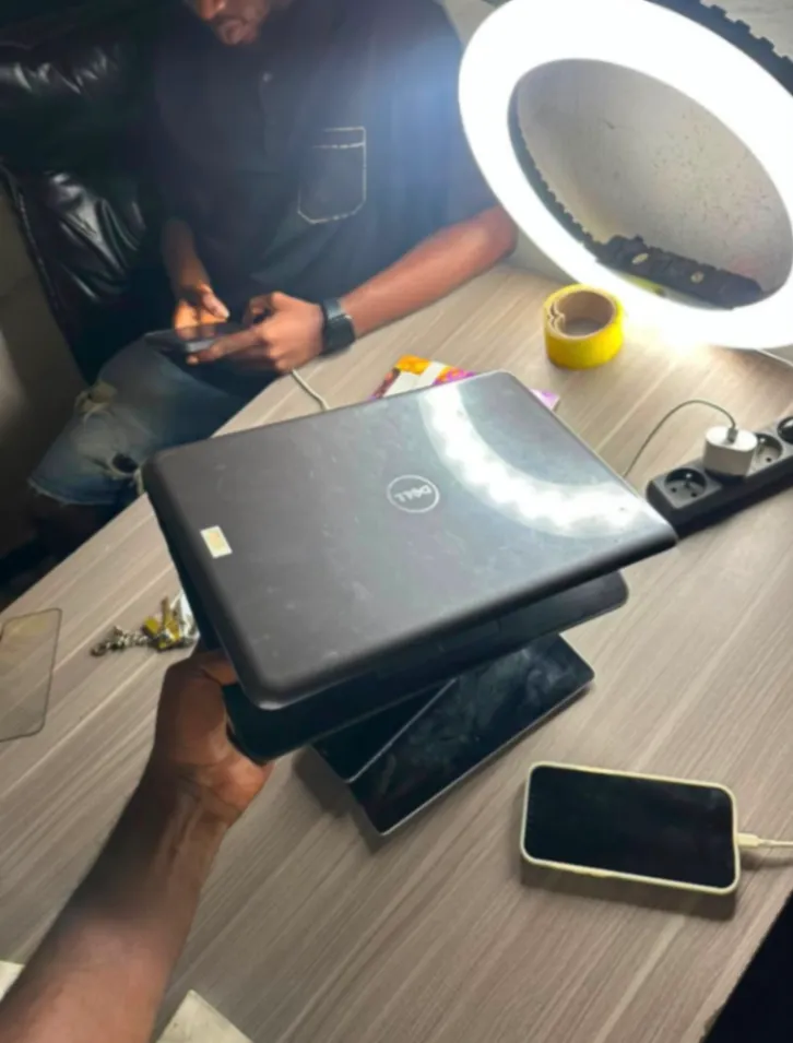 Photo Principale - Petites Annonces | Laptop, Simbock, Yaoundé, Cameroun | Électronique et médias  > Ordinateurs et accessoires
