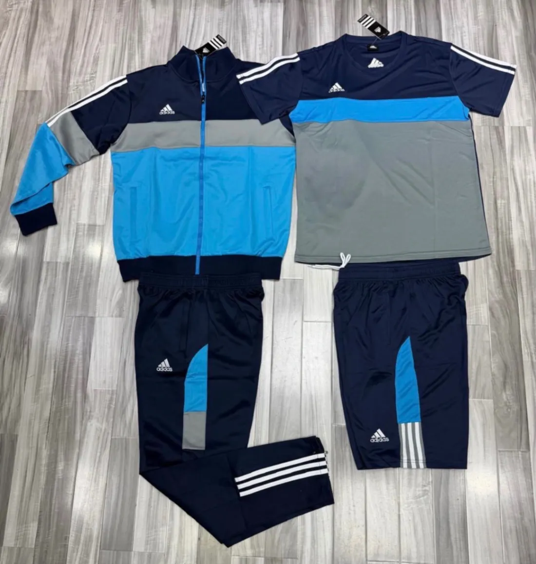 Photo de Galerie 1 - Petites Annonces | Tracksuits, Biyemassi, Yaoundé, Cameroun | Vêtements, chaussures et autres  > Vêtements pour hommes