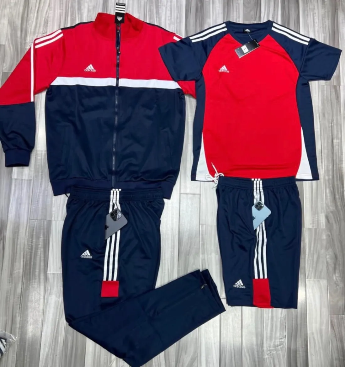 Photo de Galerie 3 - Petites Annonces | Tracksuits, Biyemassi, Yaoundé, Cameroun | Vêtements, chaussures et autres  > Vêtements pour hommes
