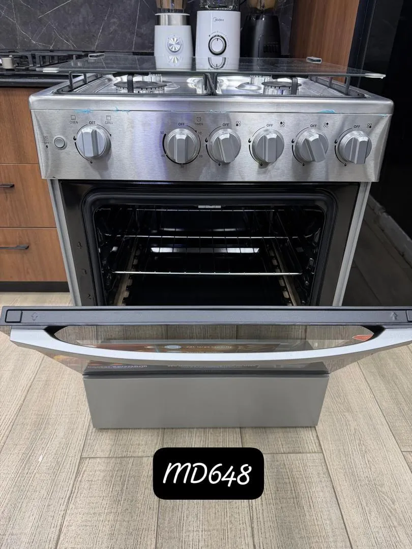 Photo de Galerie 1 - Petites Annonces | Cuisinière 4 Foyers, Akwa, Douala, Cameroun | Maison, aliments et jardin  > Cuisine et salle à manger
