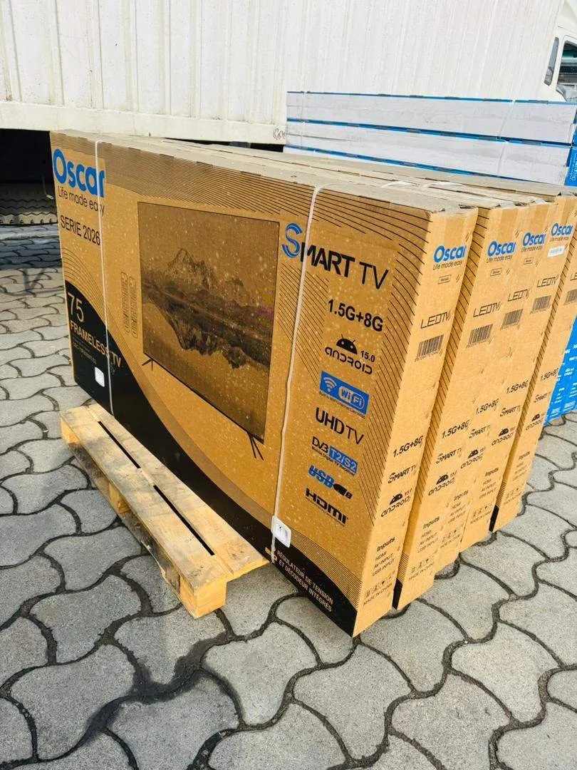 Photo de Galerie 1 - Petites Annonces | Écran Plat 75 Pouces, Akwa, Douala, Cameroun | Maison, aliments et jardin  > Décoration d'intérieur