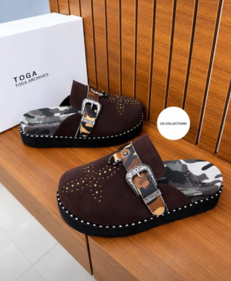 Main Photo - Marketplace | Leather Slippers, Biyemassi, Yaoundé, Cameroon | Clothing, Shoes, & Others  > Men's shoes