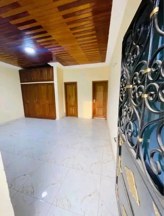 Photo Principale - Immobilier | Maison À Louer | Chambre Moderne, Pk8, Douala, Cameroun